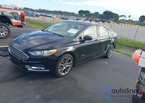 2017 Ford Fusion Hybrid Se из США, поврежденный, VIN 3FA6P0LU6HR324477